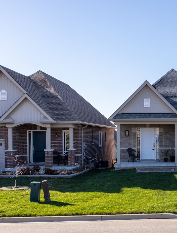 Homes in a residential neighborhood